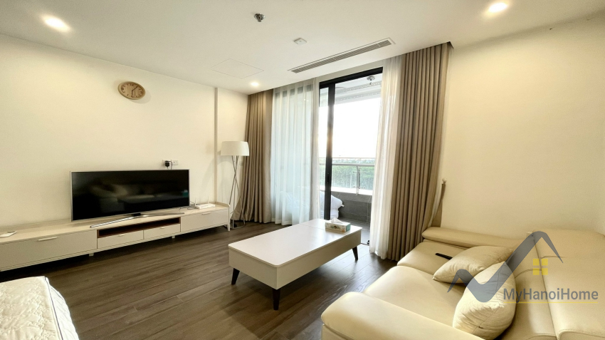 Cho thuê căn hộ Studio Vinhomes Symphony nội thất hiện đại 1
