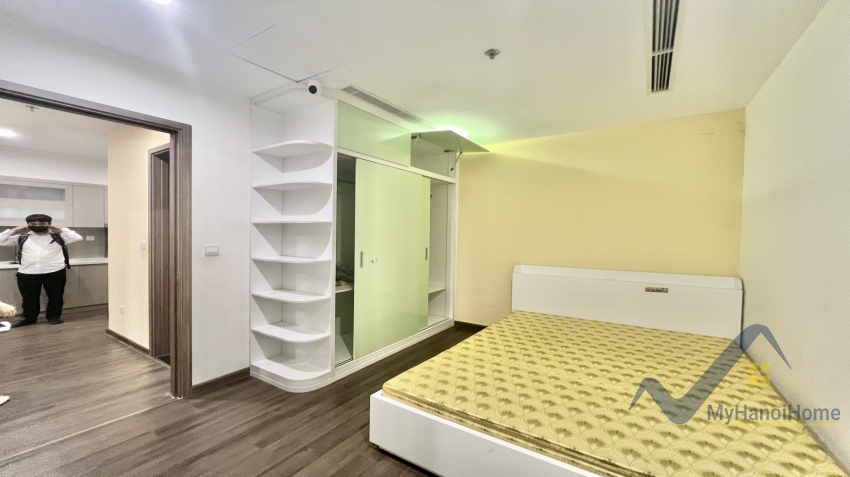 Cho thuê căn hộ Vinhomes Symphony 2PN 2WC đầy đủ nội thất 11