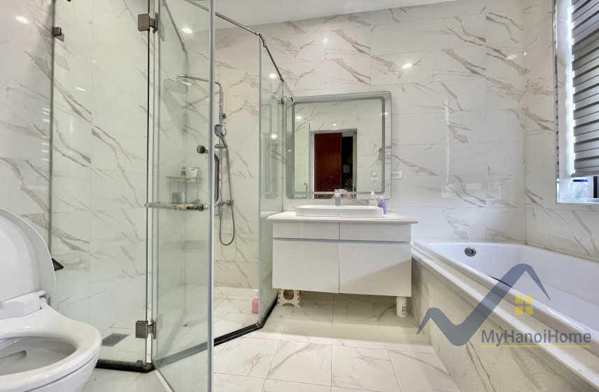 Cho thuê đơn lập Vinhomes Harmony full nội thất bên Hồ 13