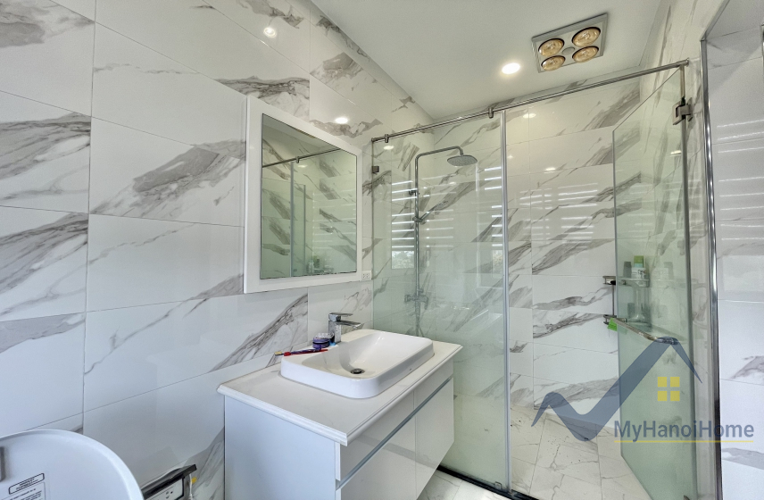 Cho thuê đơn lập Vinhomes Harmony full nội thất bên Hồ 16