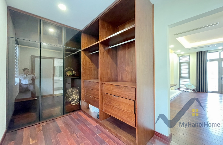 Cho thuê đơn lập Vinhomes Harmony full nội thất bên Hồ 19
