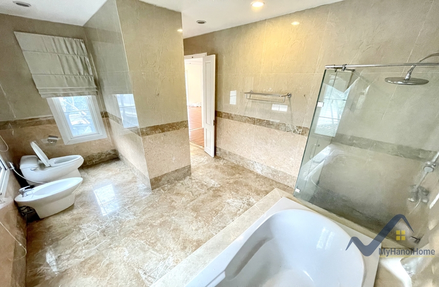 Cho thuê đơn lập Vinhomes Riverside gần Almaz và BIS 12