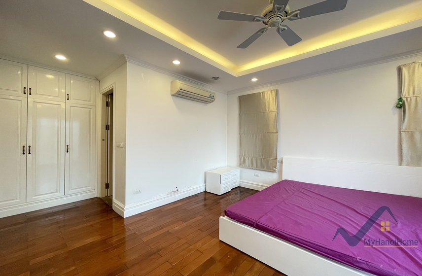 Cho thuê đơn lập Vinhomes Riverside gần Almaz và BIS 14