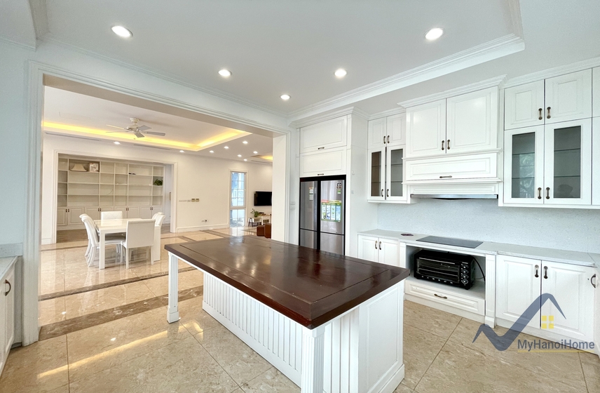 Cho thuê đơn lập Vinhomes Riverside gần Almaz và BIS 7