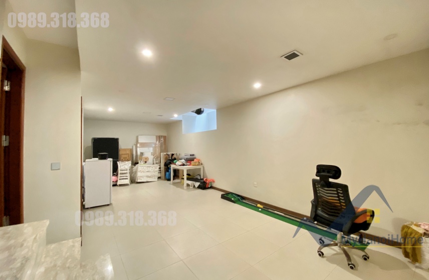 Cho thuê đơn lập Vinhomes Riverside phong cách hiện đại, full đồ 10
