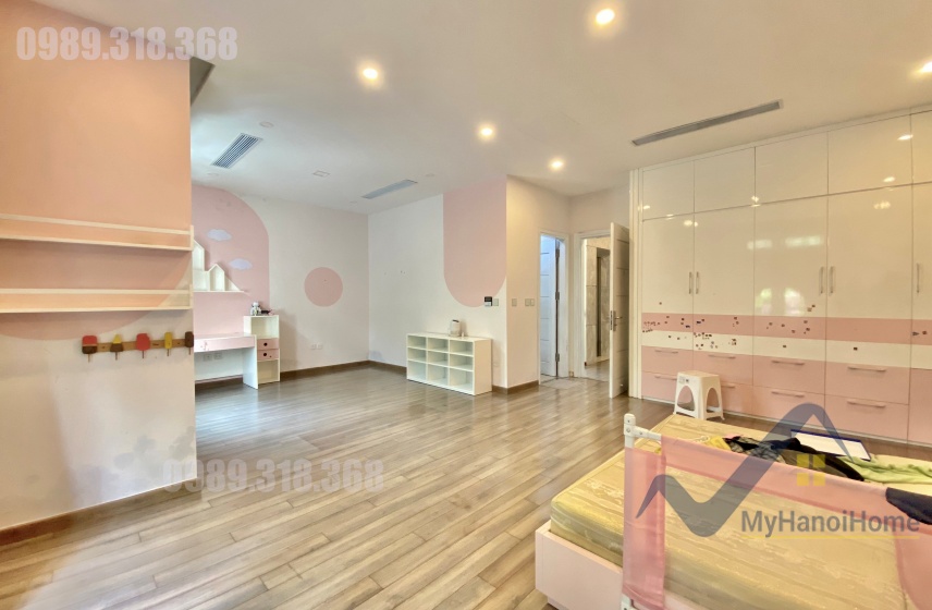 Cho thuê đơn lập Vinhomes Riverside phong cách hiện đại, full đồ 15