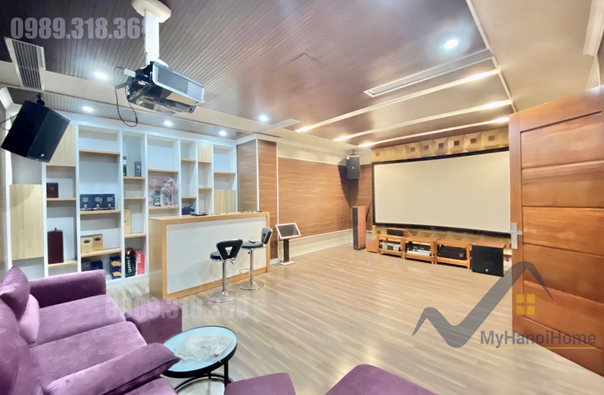 Cho thuê đơn lập Vinhomes Riverside phong cách hiện đại, full đồ 8