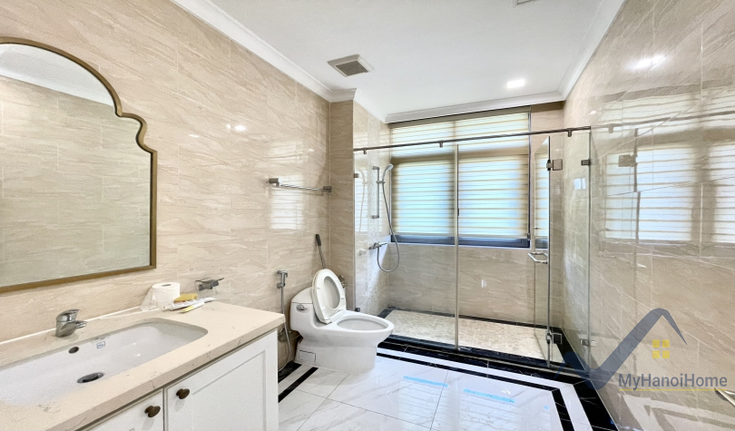 Cho thuê liền kề Vinhomes Harmony, gần mầm non Vinschool 10