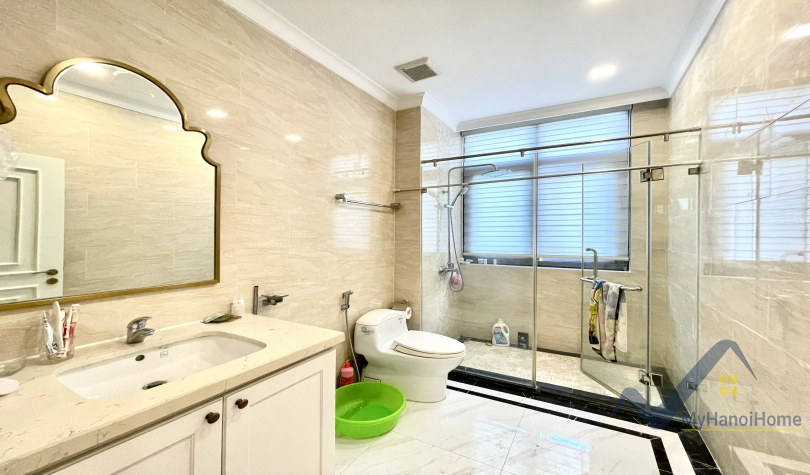 Cho thuê liền kề Vinhomes Harmony, gần mầm non Vinschool 13