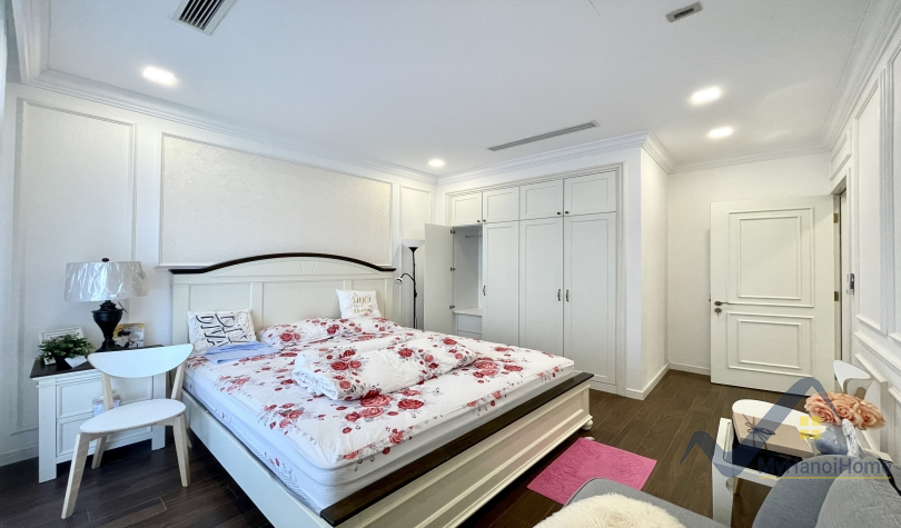 Cho thuê liền kề Vinhomes Harmony, gần mầm non Vinschool 15