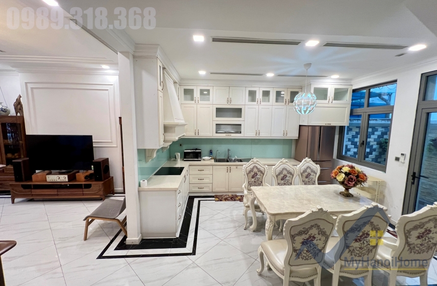 Cho thuê liền kề Vinhomes Harmony, gần mầm non Vinschool 6
