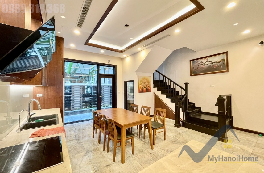 Cho thuê liền kề Vinhomes The Harmony full nội thất gỗ óc chó 4