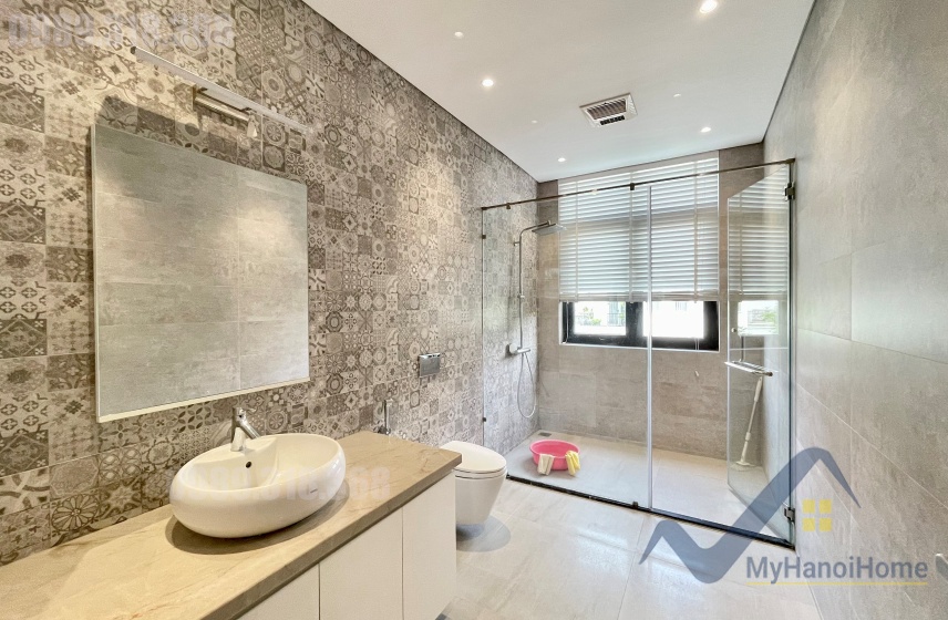 Cho thuê liền kề Vinhomes The Harmony full nội thất gỗ óc chó 15