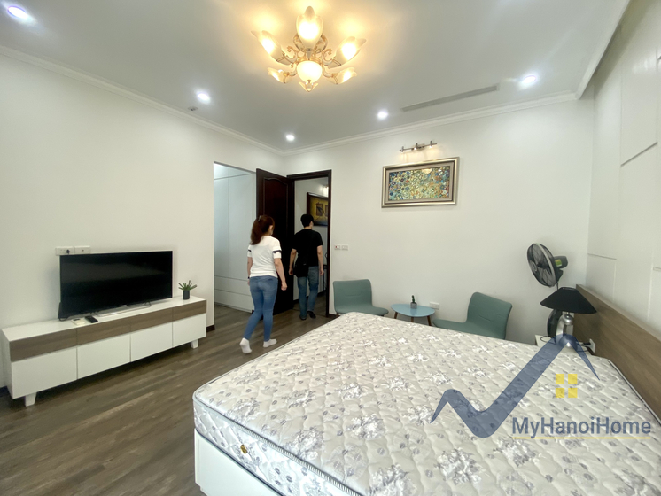 Cho thuê nhà liền kề Vinhome Riverside Long Biên full đồ 13