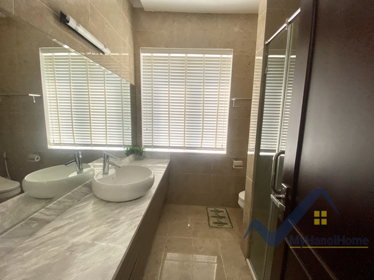 Cho thuê nhà liền kề Vinhome Riverside Long Biên full đồ 14