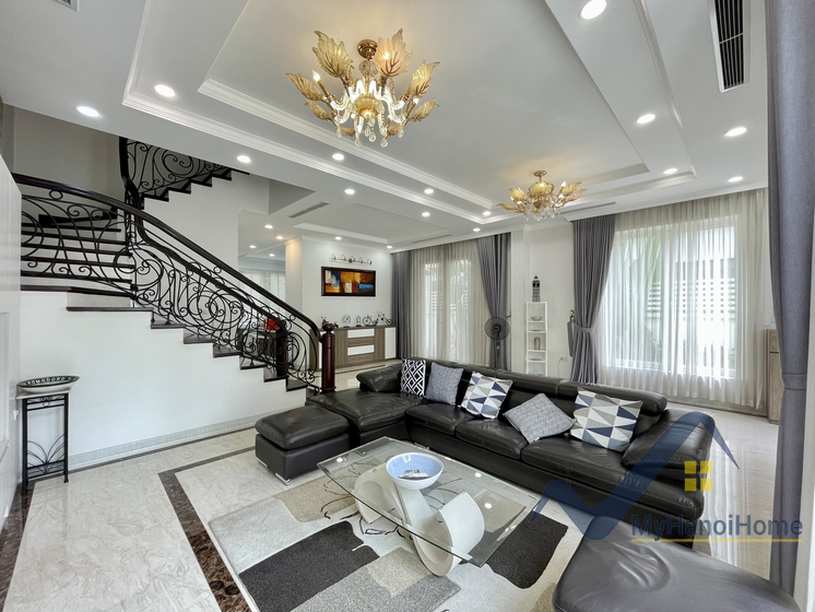 Cho thuê nhà liền kề Vinhome Riverside Long Biên full đồ 2