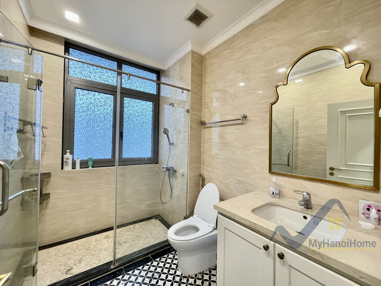 Cho thuê nhà liền kề Vinhomes Harmony Long Biên full đồ 7