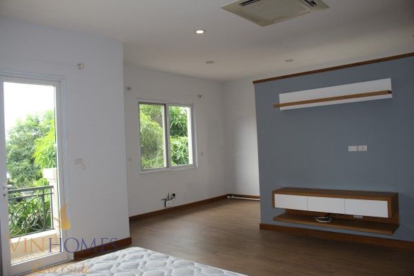 Cho thuê nhà tại Vinhomes Riverside Hoa Lan full nội thất 10