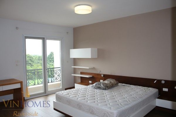 Cho thuê nhà tại Vinhomes Riverside Hoa Lan full nội thất 11