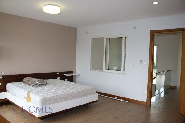 Cho thuê nhà tại Vinhomes Riverside Hoa Lan full nội thất 13