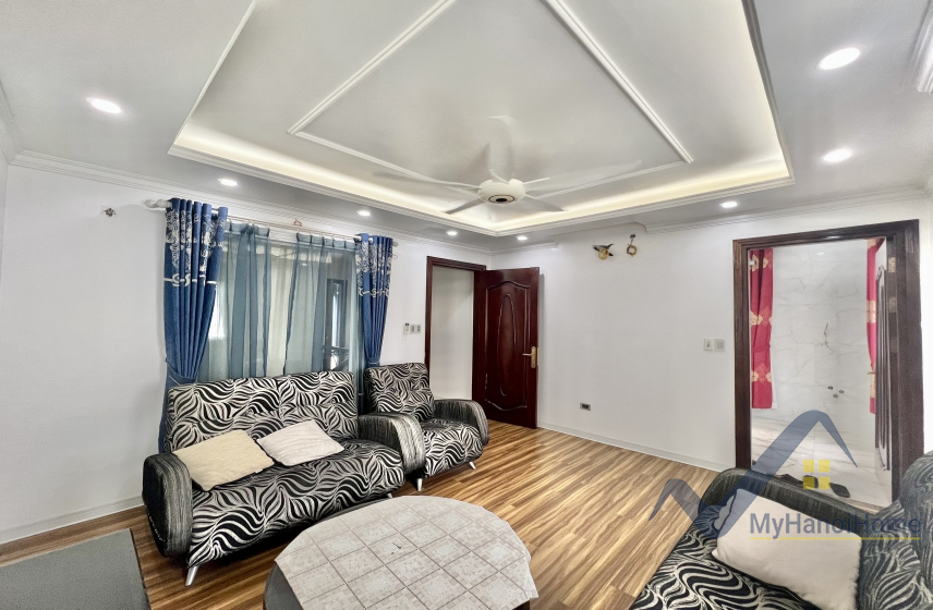 Cho thuê nhà Vinhomes Riverside Long Biên, 4PN đủ nội thất 14