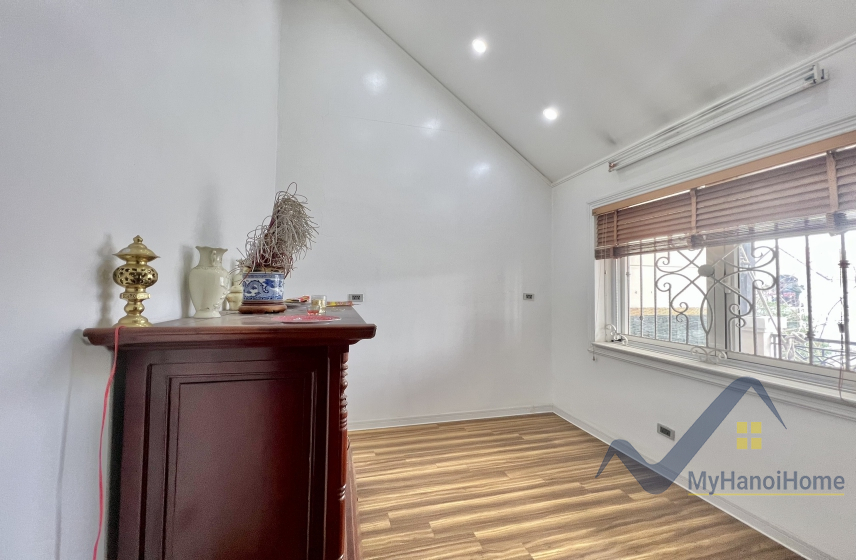 Cho thuê nhà Vinhomes Riverside Long Biên, 4PN đủ nội thất 16