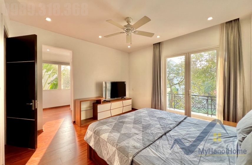 Cho thuê song lập Vinhomes Riverside biệt thự full đồ 10