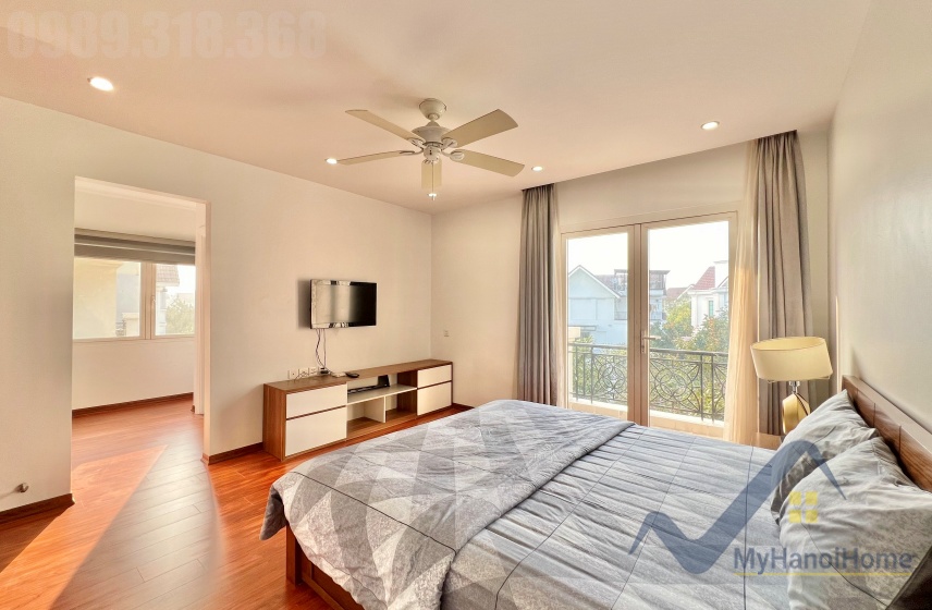 Cho thuê song lập Vinhomes Riverside biệt thự full đồ 18