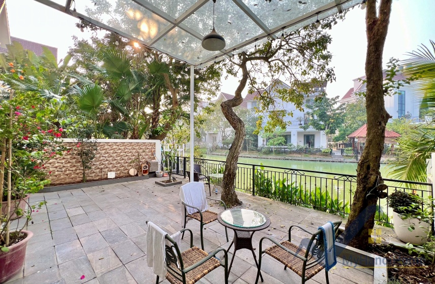 Cho thuê song lập Vinhomes Riverside biệt thự full đồ 6