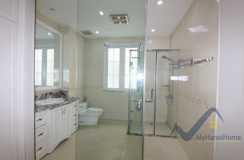 Cho thuê song lập Vinhomes Riverside đầy đủ nội thất 4PN 13