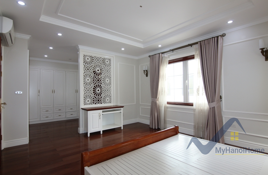 Cho thuê song lập Vinhomes Riverside đầy đủ nội thất 4PN 14