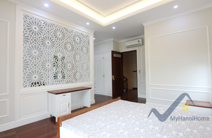 Cho thuê song lập Vinhomes Riverside đầy đủ nội thất 4PN 6