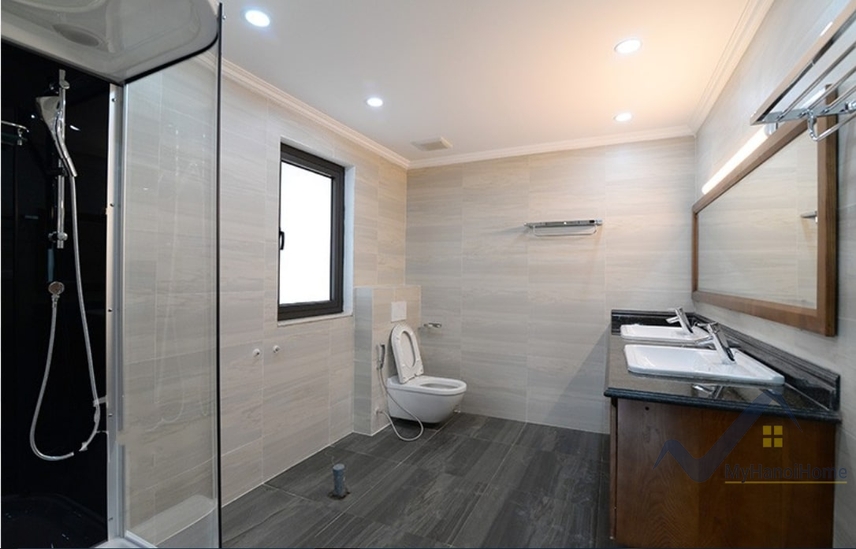 Cho thuê song lập Vinhomes Riverside đủ đồ, có tầng hầm 14