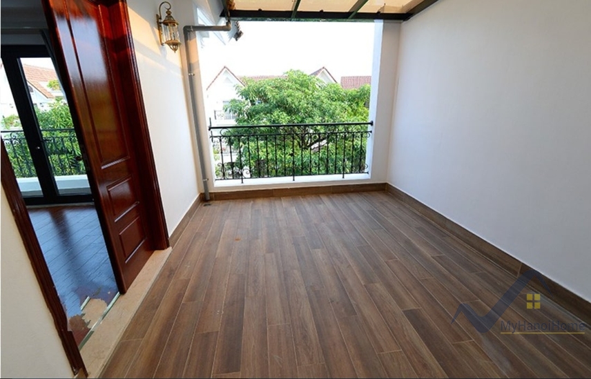 Cho thuê song lập Vinhomes Riverside đủ đồ, có tầng hầm 17