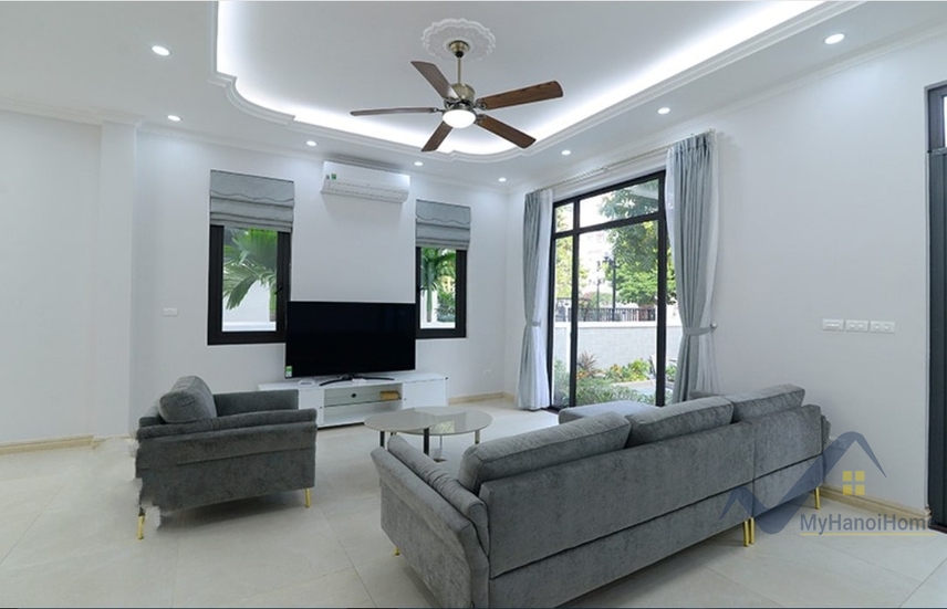 Cho thuê song lập Vinhomes Riverside đủ đồ, có tầng hầm 2