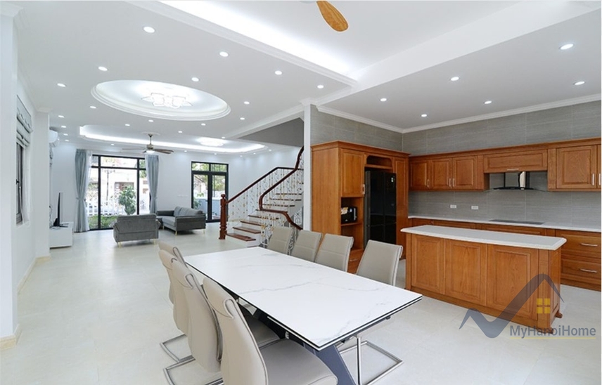 Cho thuê song lập Vinhomes Riverside đủ đồ, có tầng hầm 4