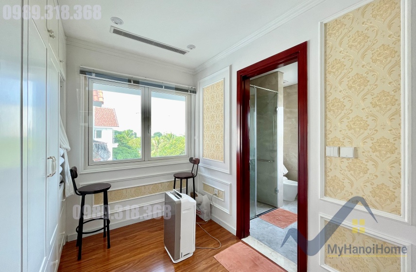 Cho thuê Vinhomes Riverside biệt thự song lập khu Hoa Sữa 21