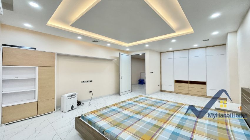 Cho thuê Vinhomes Riverside căn song lập full nội thất 11