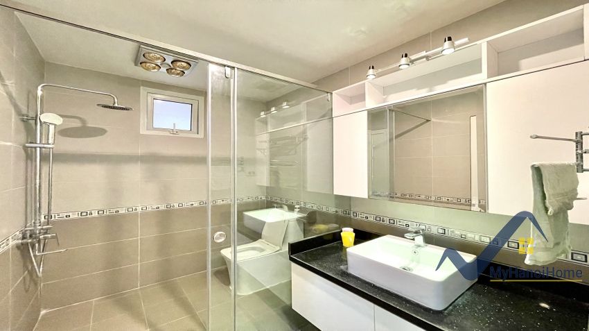 Cho thuê Vinhomes Riverside căn song lập full nội thất 18