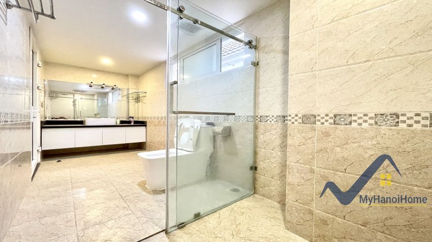 Cho thuê Vinhomes Riverside căn song lập full nội thất 24