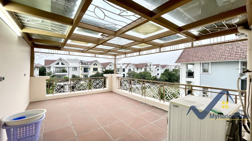 Cho thuê Vinhomes Riverside căn song lập full nội thất 25