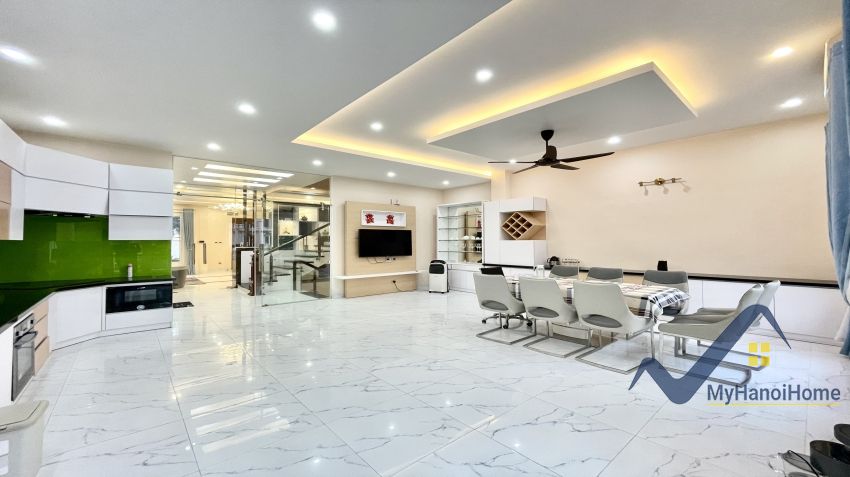 Cho thuê Vinhomes Riverside căn song lập full nội thất 5