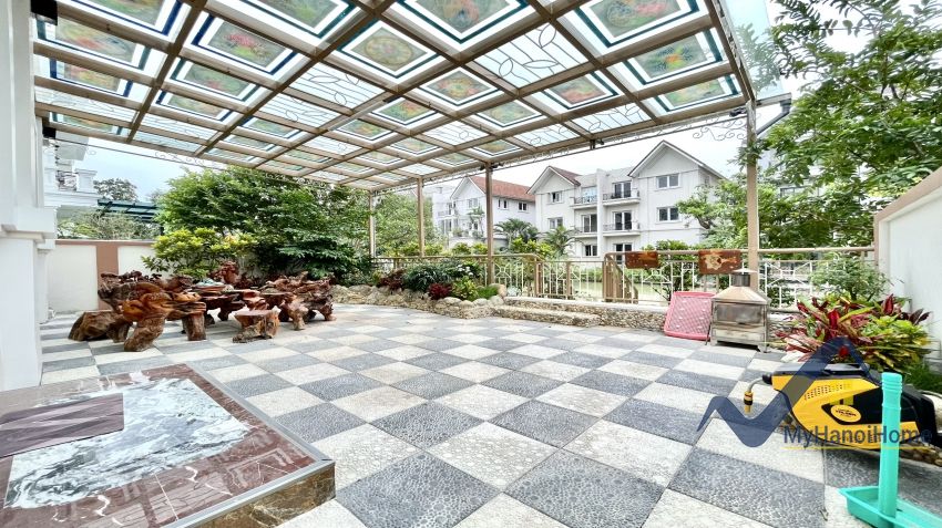 Cho thuê Vinhomes Riverside căn song lập full nội thất 6