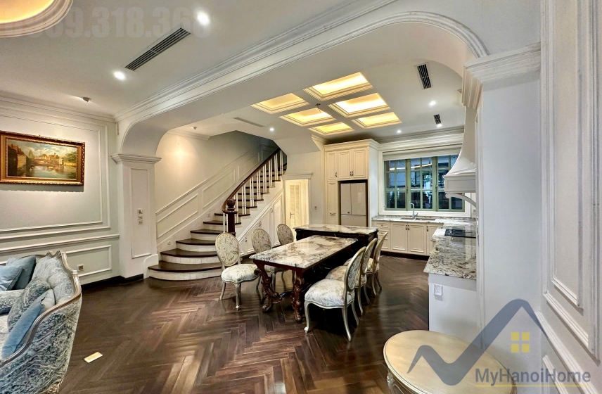 Chủ nhà cho thuê biệt thự Vinhomes Harmony đủ đồ bên Hồ 2