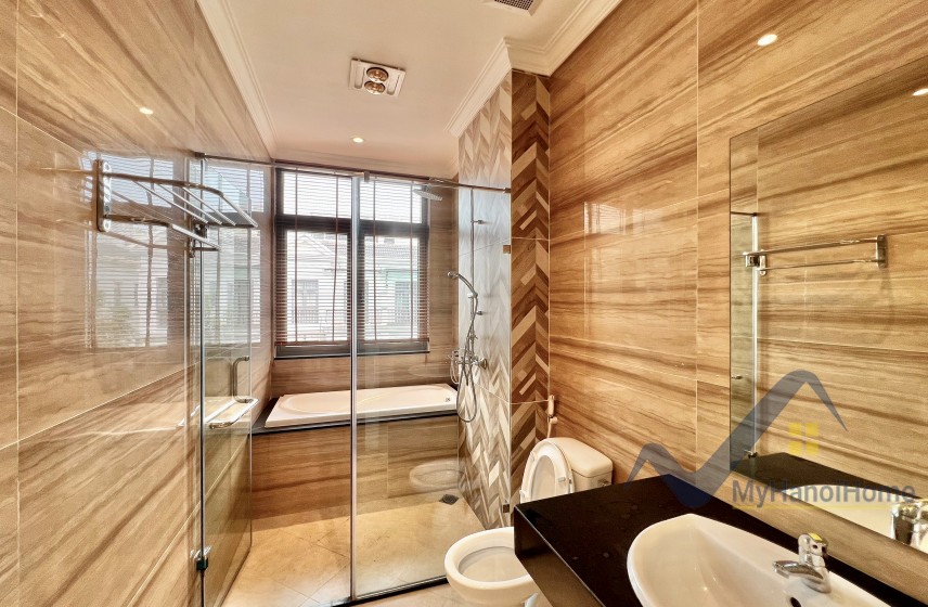 Chủ nhà cho thuê nhà Vinhomes Harmony có nội thất hiện đại 16