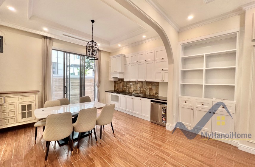 Chủ nhà cho thuê nhà Vinhomes Harmony có nội thất hiện đại 4