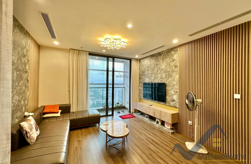 Chung cư 2PN 2WC tại Vinhomes Symphony Long Biên 3