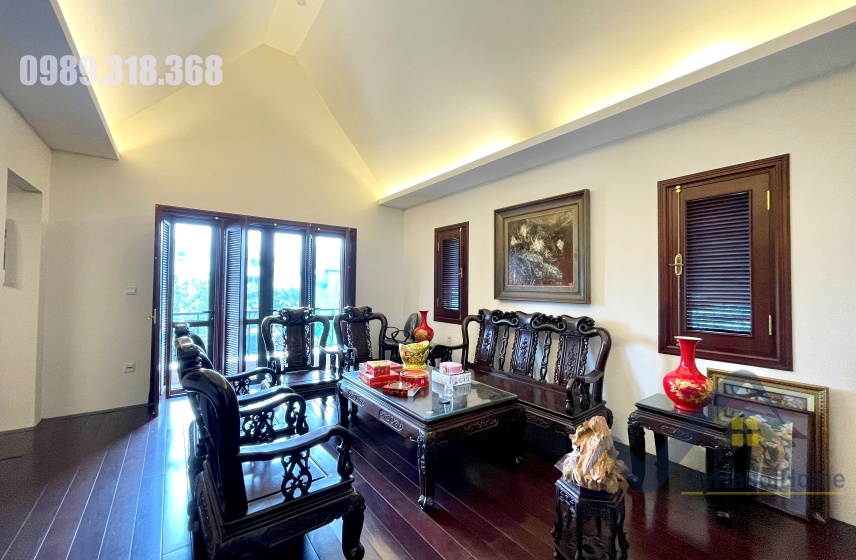 Đơn lập Vinhomes Riverside cần cho thuê full nội thất 23