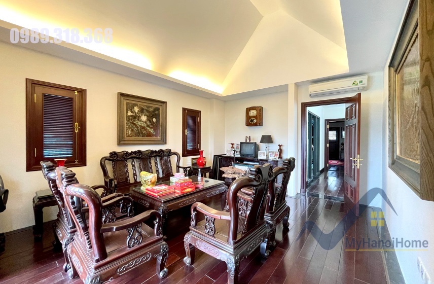 Đơn lập Vinhomes Riverside cần cho thuê full nội thất 24