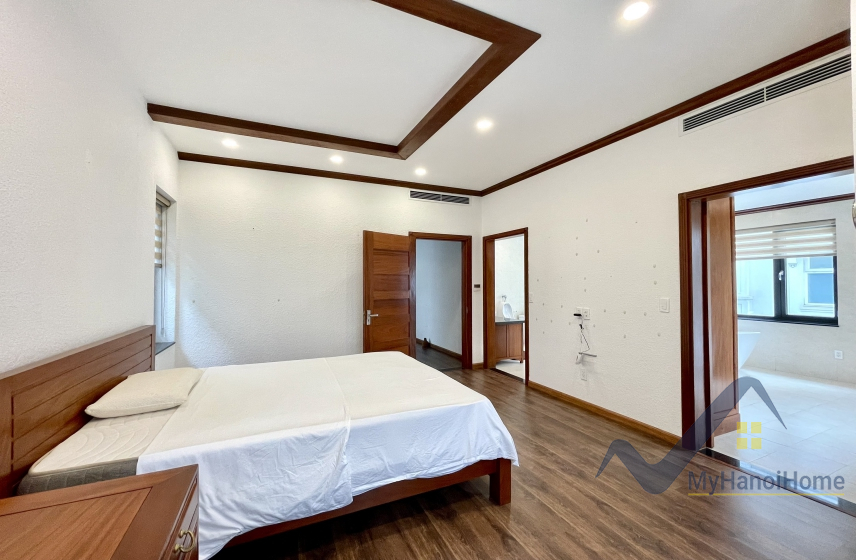 Đơn lập Vinhomes Riverside cho thuê full nội thất vườn rộng 12